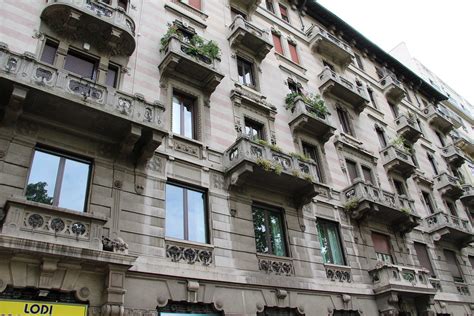 corso lodi 56 milano.
